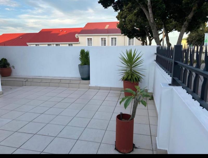 2 Bedroom Property for Sale in Mossel Bay Central Western Cape